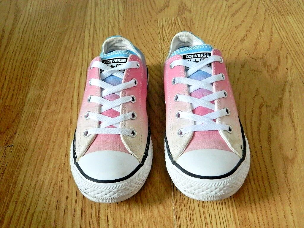 Size 3 converse girls deals