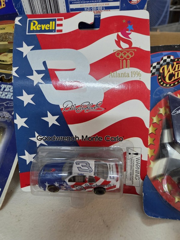 Revell 1:64 NASCAR Dale Earnhardt #3 Goodwrench Chevy Monte Carlo 1996 Olympics