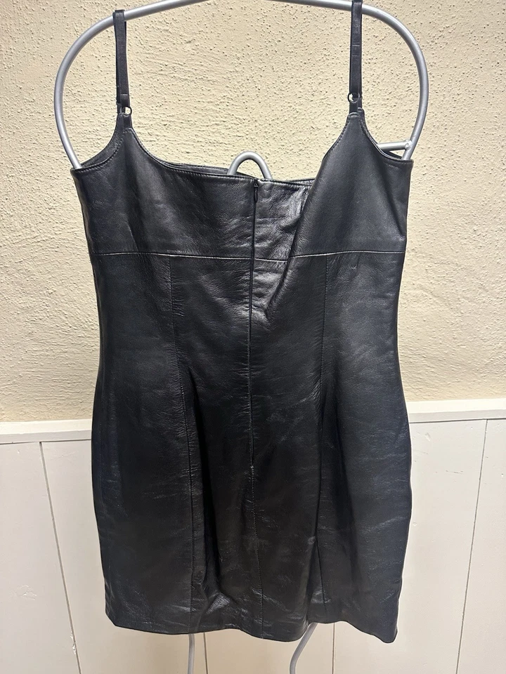 Винтажное мини-платье Carmen Marc Valvo черное натуральная кожа размер 12 - Изображение 4 из 4