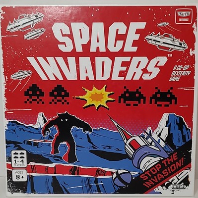 Space Invaders Board Game Buffalo Games/Taito
