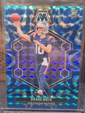 2024 Panini Mosaic - Rookies Drake Maye #303 Reactive Blue Mosaic Prizm (RC)