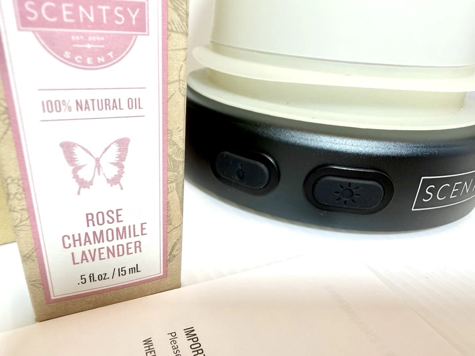 New IN Box Scentsy White Teardrop Diffuser Pedestal in Black Base - With 3 Oils - Image 4 of 4