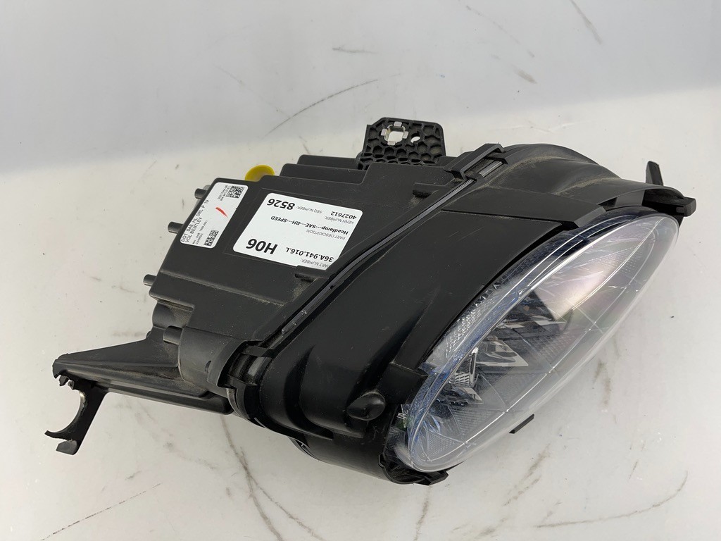OEM AS IS| 2020 - 2024 Bentley Continental GT LED Headlight (Right/Passenger)