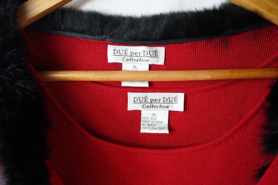 Due Per Due Collection Top Red Sleeveless Stretch Knit Tank Women’s Size XL - Image 2 of 4