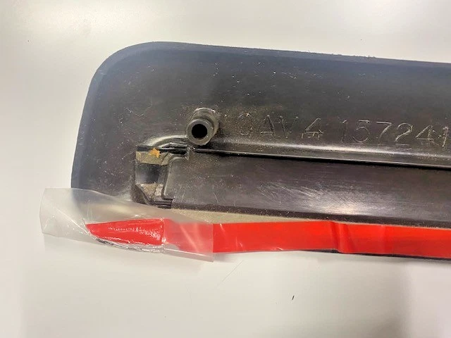 Parachoques trasero GM 1998-2004 extensión inferior, pieza original nueva OEM, P/N 15724135 Foto 3 de 4