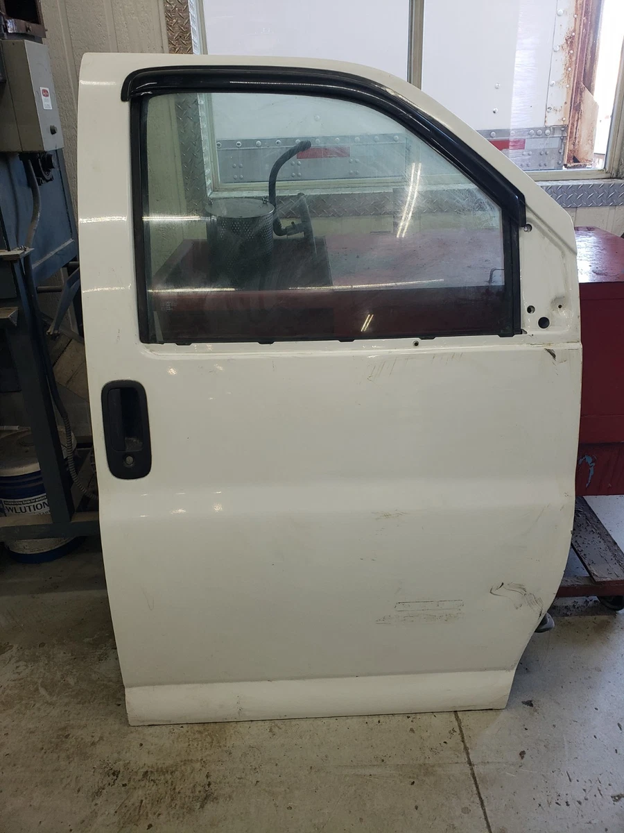 サバナ　エクスプレス　右側面　観音ドア　リア側 25+ Genuine OEM Doors & Door Skins for GMC Savana 3500 for sale