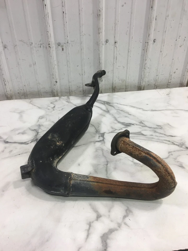 98 Yamaha RT 180 RT180 tubo de escape del silenciador Foto 2 de 4