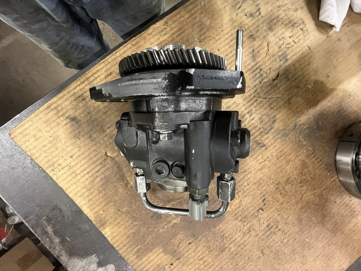 Shibaura N4LDI Injector Pump 2.2 131011150 Fits Case New Shibaura N4LDI Injector Pump 2.2 131011150 Fits Case New