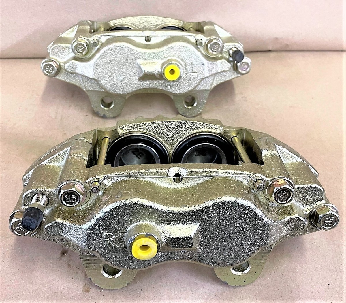 NEW FRONT CALIPER SET 141.44107 / 141.44108 FITS TOYOTA NEW FRONT CALIPER SET 141.44107 / 141.44108 FITS TOYOTA