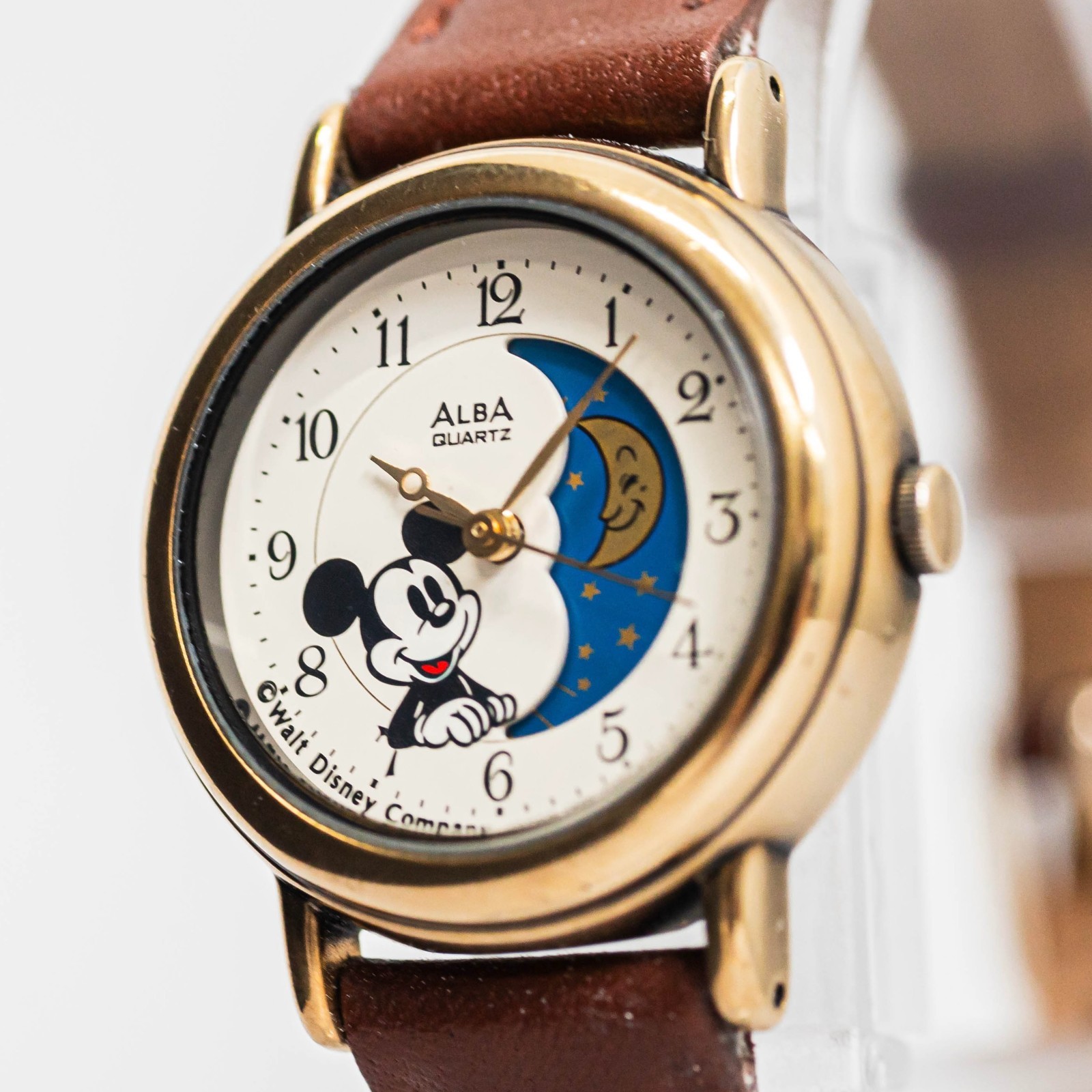 1991 Sun&amp;Moon *NEAR Quartz 26mm Mickey MINT* Vintage Womens ALBA SEIKO V829-0060 - vintagewatches.pk