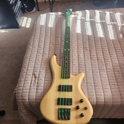 Schelter Diamond Series 4 String Electric Bass . With New Neon Strings.