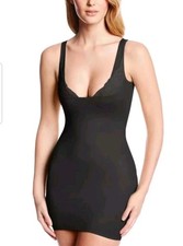 Maidenform 2023 WYOB Slip Light Control All-Over Smooth Small