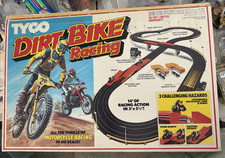 🏍️​Juego completo de carreras de motos de cross Tyco de colección 1981 con motos de cross