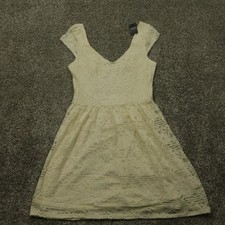 Hollister dress womens L Lace Dress ivory Cream Short Sleeve V Neck Fit Flare
