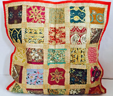 Copricuscino Boho Patchwork Rosso Indiano Vintage Fatto a Mano 60x60cm