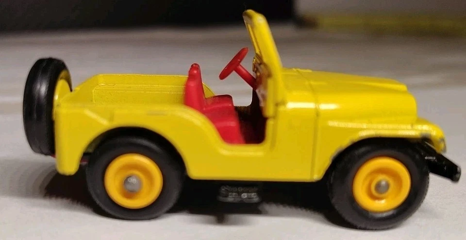 老式火柴盒 1-75 系列黄色吉普车编号 72 英国制造-形状很好! — 第 4/4 张图片