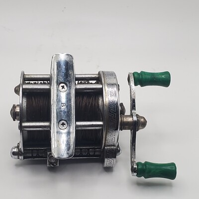 VINTAGE PFLUEGER AKRON NO. 1893 CHROME FISHING REEL GREEN VINTAGE PFLUEGER AKRON NO. 1893 CHROME FISHING REEL GREEN