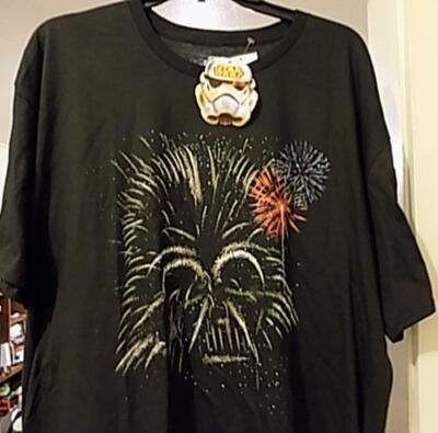 Star Wars Darth Vader Fireworks men's tee  t shirt size M