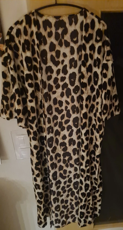 Kimono, Cardigan, Bademantel Gr.50/52 Hausmantel, Mantel, Kurzarm, Leoprint - Bild 2 von 4