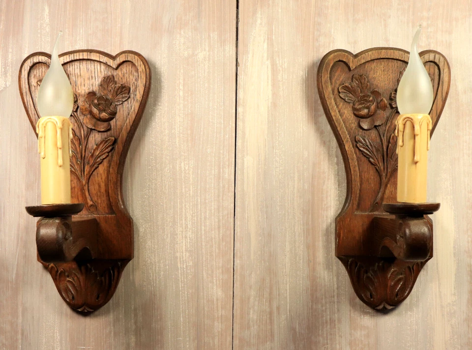 Aplique de pared francés antiguo par de lámparas de madera de roble talladas a mano flores c1950 Foto 2 de 4
