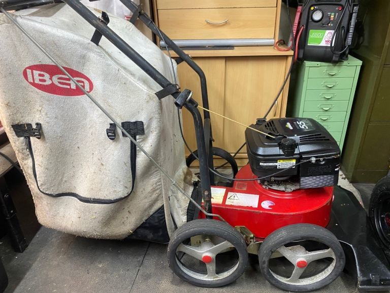 IBEA TURBO 70 Petrol  Leaf  and Debris Vacuum