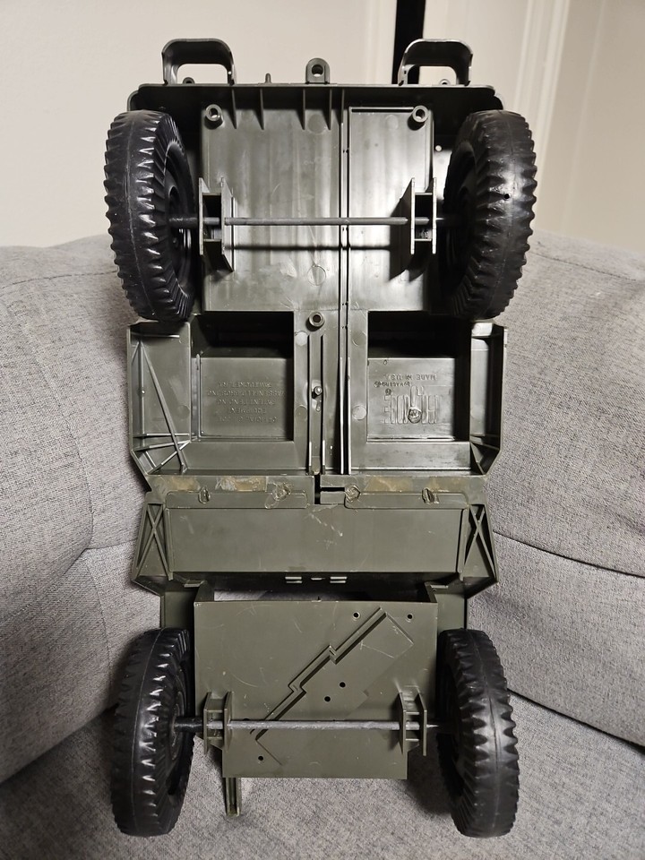 Vintage 1960's G.I. Joe Toy Jeep Model Truck Car Antique Die cast Must