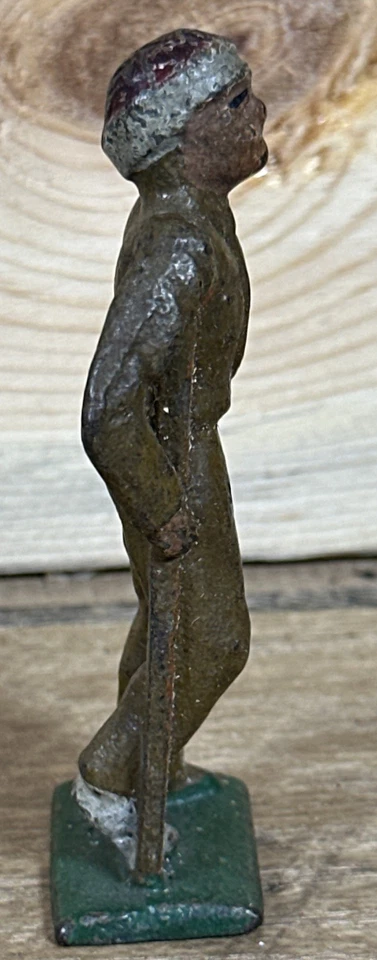 Antiguo juguete American Metal Manoil Barclay años 30 soldado herido con muletas Foto 2 de 4