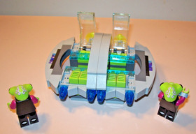 Lego 7049 Alien Conquest: Jet-Copter Encounter, with Extra Vehicle from Set 7067