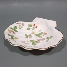 Wedgwood Bone China “ Wild Strawberry “ Shell Dish