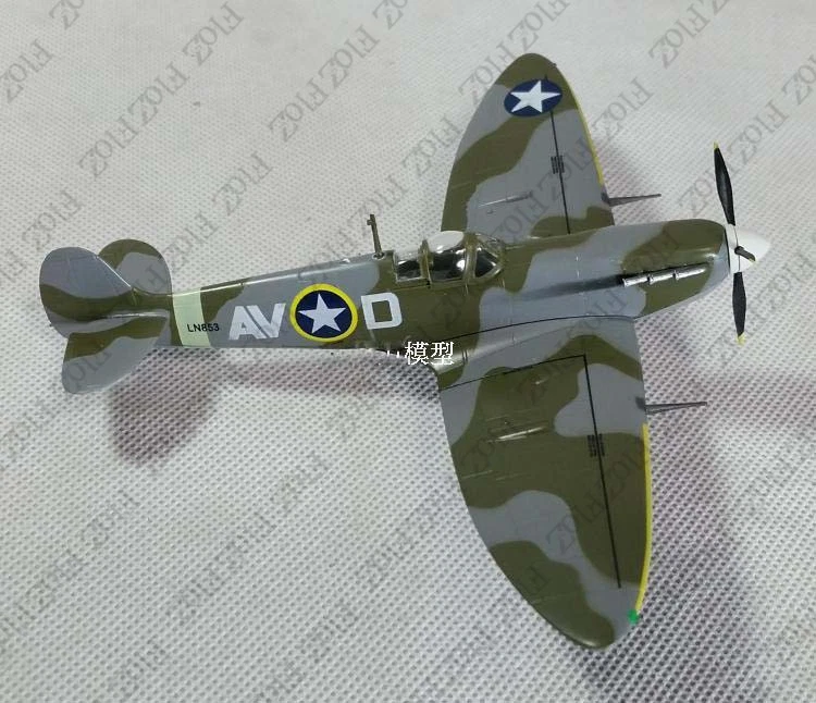 WWII Spitfire MK.V USAF 4FG 355FS 1942 1/72 finished plane Easy model - Image 3 of 4