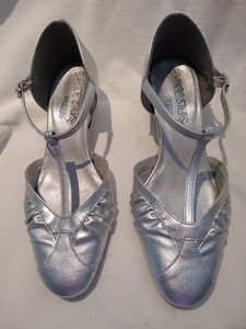 freed wide fitting dance shoes