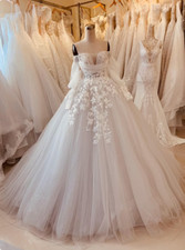 Unique Ivory Wedding Dresses Long Sleeves Pearls Appliques A Line Bridal Gowns