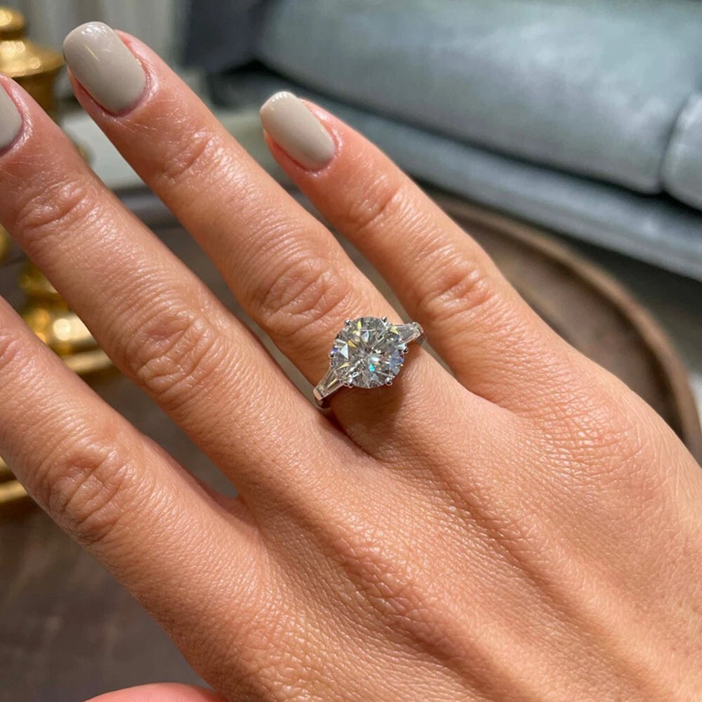Certified Round Cut 2.00 Ct Lab Created CVD Diamond Engagement