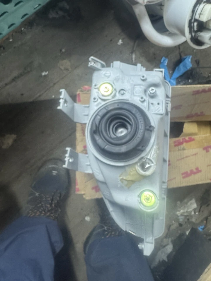 FAROL LATERAL ESQUERDO HONDA CIVIC 1992-1996 - Imagem 2 de 3