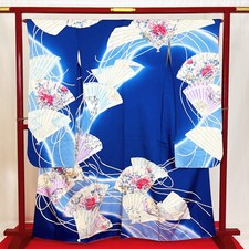 Japanese Kimono 'FURISODE' Silk/Cream/Gold/Flower/Traditional/ Vintage N0552