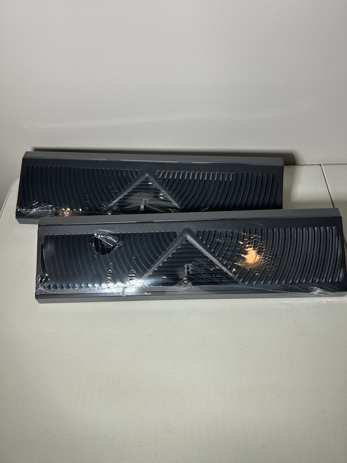 2 Pack Baseboard Register Vent 18 Inch Vent Covers for Home Floor Diffuser Black