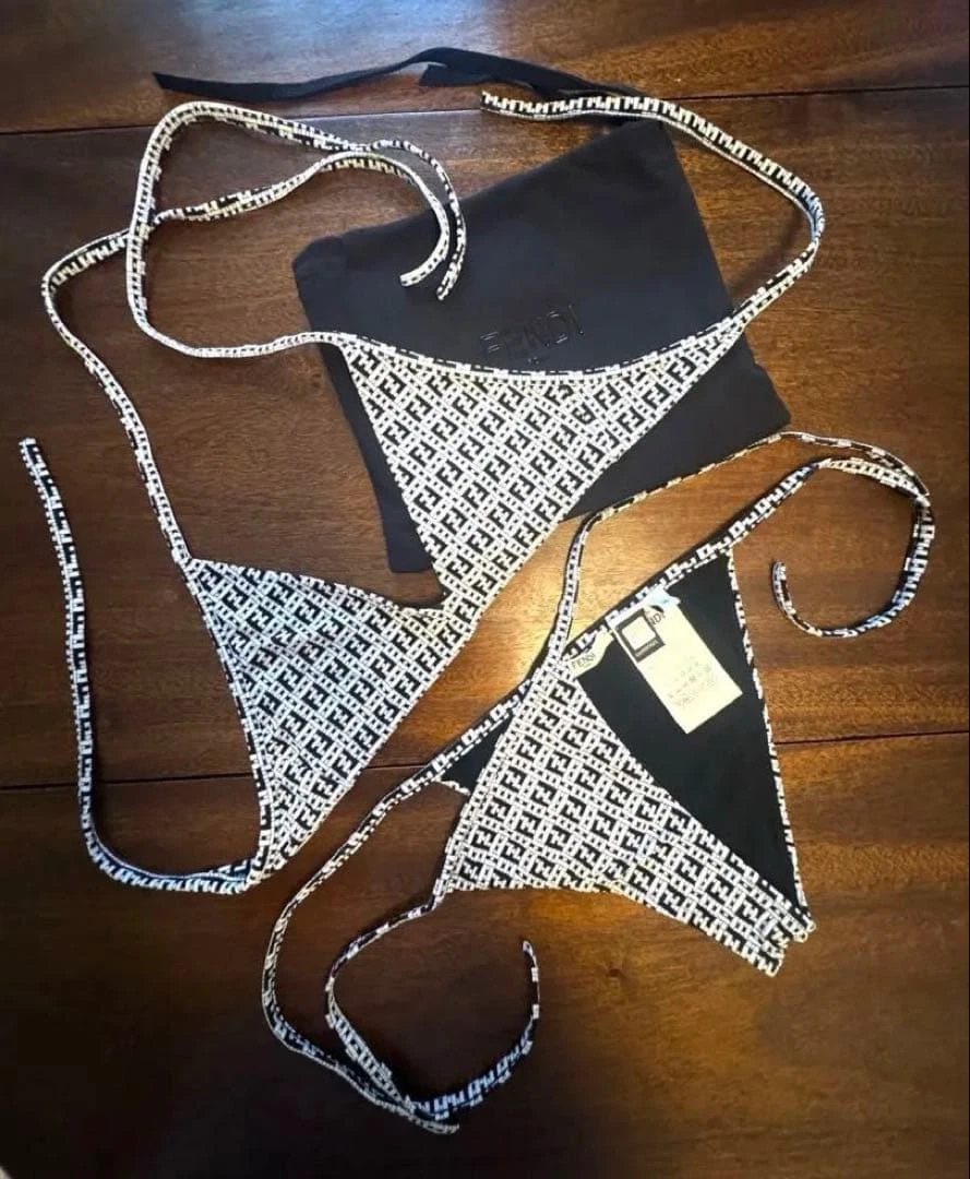 FENDI 水着　ビキニ　サイズ42 FENDI☆Bikini FFモチーフビキニ☆送料込 (FENDI/ビキニ