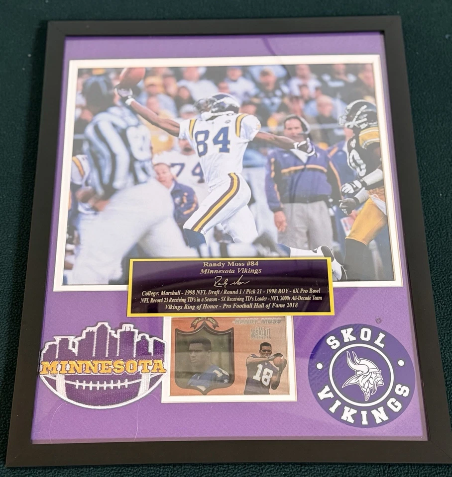 FOTO DE MUSGO RANDY DE LOS VIKINGS DE LA NFL, PLACA DE IDENTIFICACIÓN, ENMARAÑADA con TARJETA Y PARCHE🏈 Foto 2 de 4