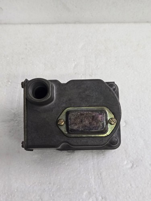 #ad Barksdale D1T P80SS 050 Pressure Switch 0.28 5.5 Bar Industrial Control $214.00