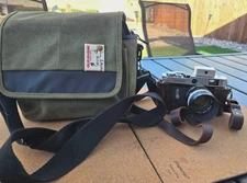 Canon P Camera rangefinder with screw mount 1.4/50mm lens (near Mint condition)