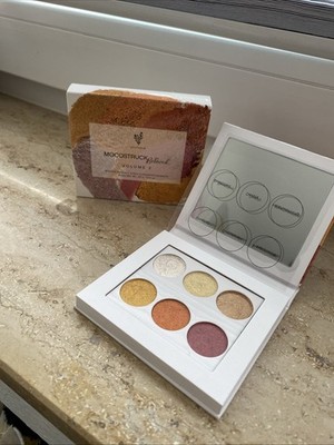 Younique Moodstruck Beloved Palette Vol. 3, NEU