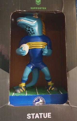 Nrl Rugby League Parramatta Eels Garden Statue Brand New Boxed - Foto 1 di 2