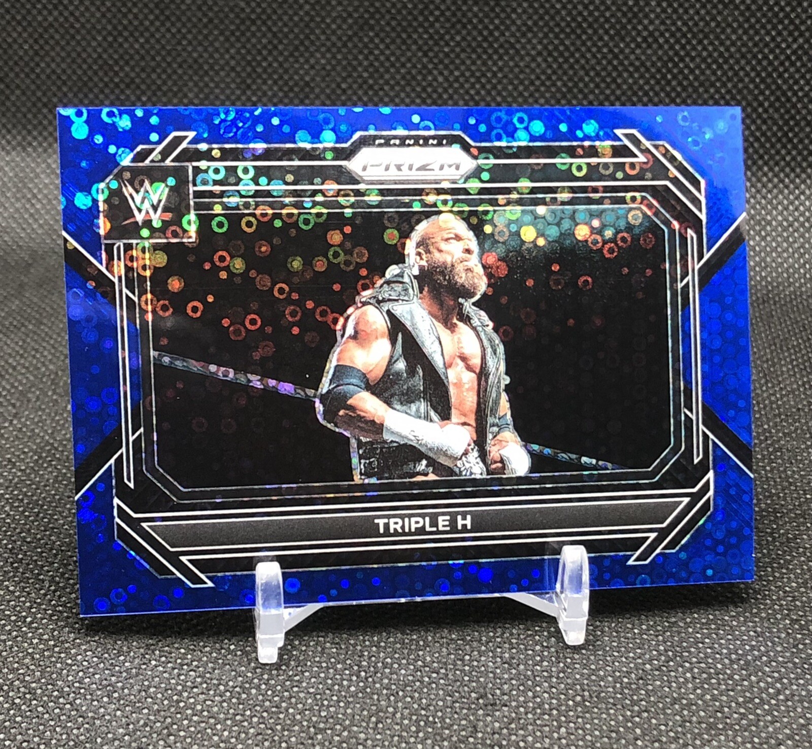 2023 Prizm WWE TRIPLE H /25 BLUE UNDER CARD PRIZM SSP No. 71 “KING OF KINGS” 👑
