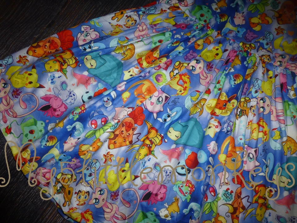 NUEVO Vestido Boutique Pikachu Videojuego Monster Niñas Manga Larga Foto 3 de 4