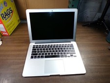 MacBook Air "Core i5" 1.7 13" 1.7 GHz Care i5 i5-3317U 4GB RAM NO HD