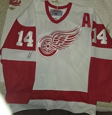 Brendan Shanahan Cards, Rookie Cards and Autographed Memorabilia Guide 23