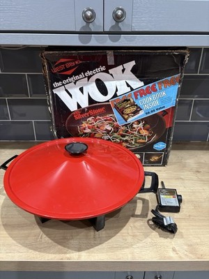 Vintage 1980er West Bend 5109 Original elektrischer Wok Topf rot - ungeprüfte Requisite sehr guter Zustand