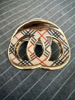 Double O s Beige & Gold Hair Claw NWT