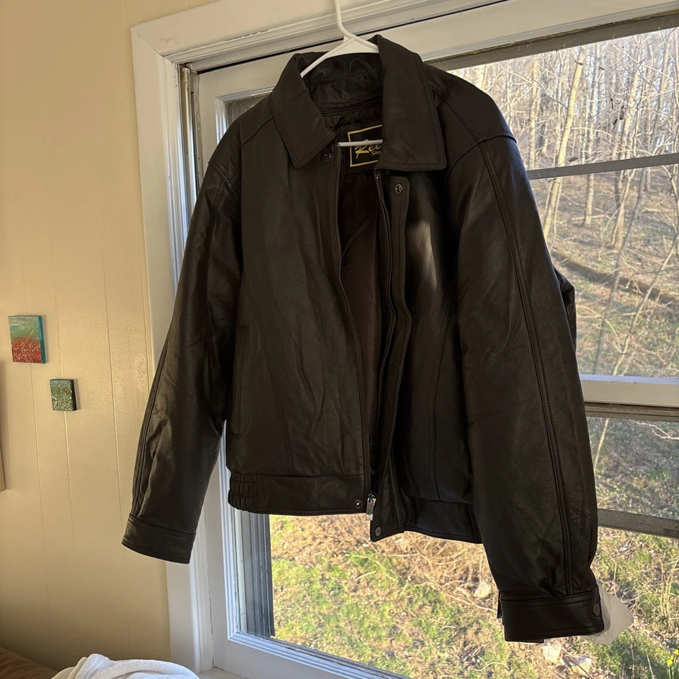 Chaqueta de bombardero estilo americano Reed - cuero genuino - para hombre 1410z negra nueva con etiquetas Foto 2 de 4