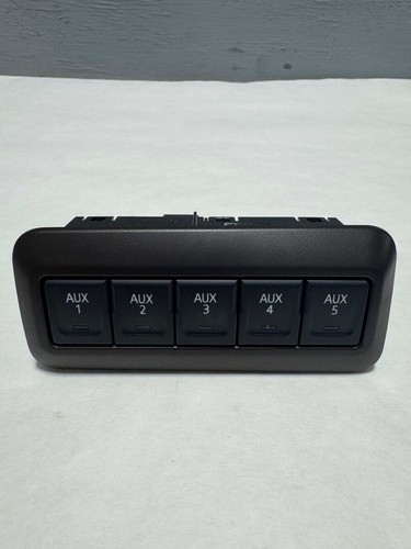For 2020-2023 Silverado Sierra 2500 3500 Auxiliary Upfitter 5 Button Switch OEM - Picture 2 of 5